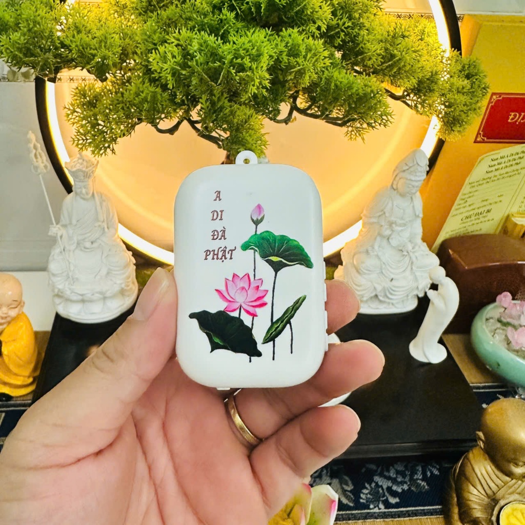 Máy Nghe KInh Niệm Phật  Có Bàn Phím Dễ Sử Dụng 65 Bài- Ghi Âm